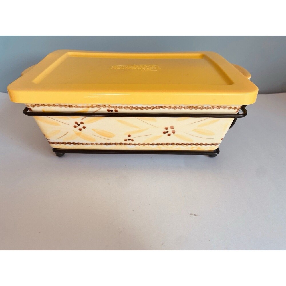 Temptations Tara Old World Yellow 1.5 Qt Casserole Baking Dish Pan w Rack Lid